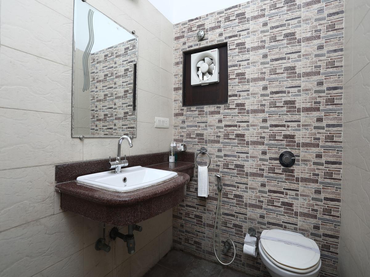 Hotel Yadu Residency Meerut Luaran gambar